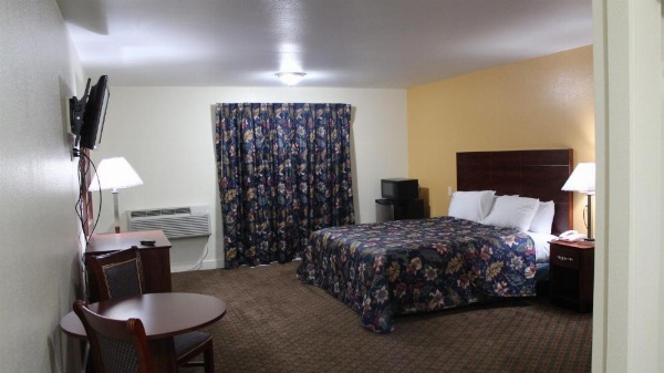 Passport Inn and Suites - Middletown image 11