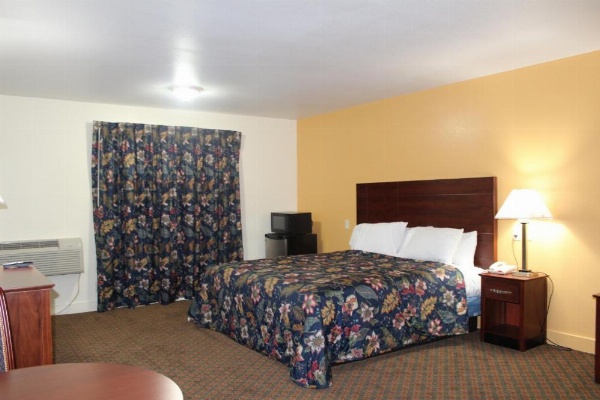 Passport Inn and Suites - Middletown image 12
