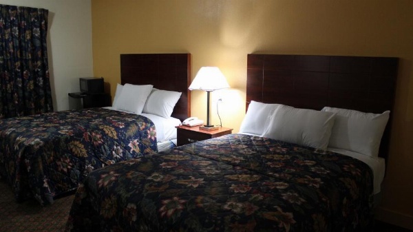 Passport Inn and Suites - Middletown image 16
