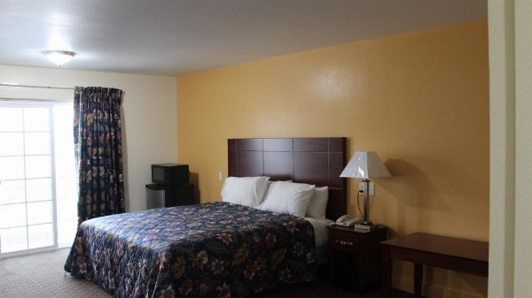 Passport Inn and Suites - Middletown image 17